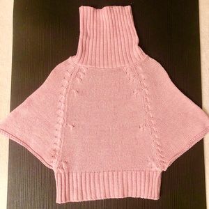 Women pink bat sweater Italy wool Size M, like new